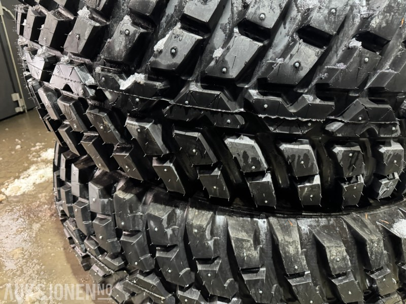 4 stk Fendt Nokian vinterhjul 480/80 R34 + 620/80 R42 med pigg - Сельскохозяйственная техника: фото 3 4 stk Fendt Nokian vinterhjul 480/80 R34 + 620/80 R42 med pigg - Сельскохозяйственная техника: фото 3