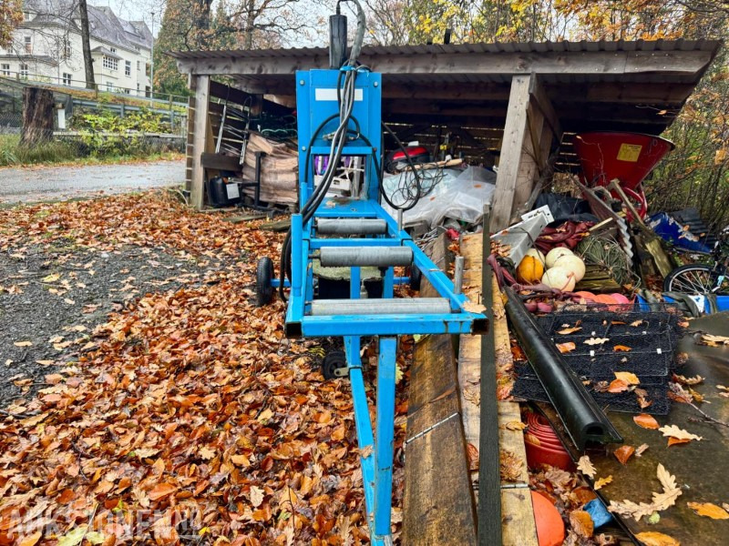 Svedbro Smida AB Vedklipper - Kløyvemaskin - Сельскохозяйственная техника: фото 5 Svedbro Smida AB Vedklipper - Kløyvemaskin - Сельскохозяйственная техника: фото 5