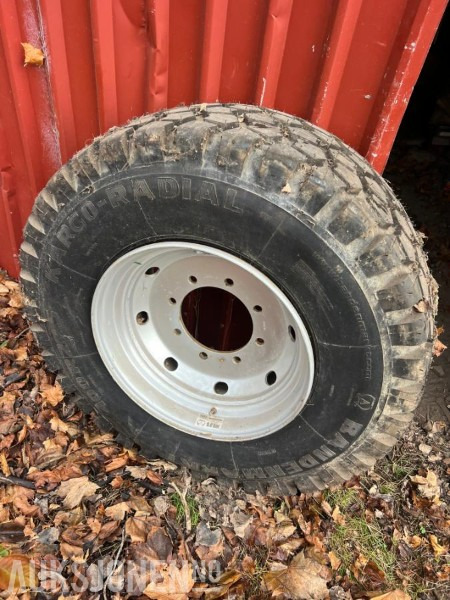 Ubrukt dekk med felg 400R 22,5 - 22,5x11,75 - Сельскохозяйственная техника: фото 2 Ubrukt dekk med felg 400R 22,5 - 22,5x11,75 - Сельскохозяйственная техника: фото 2