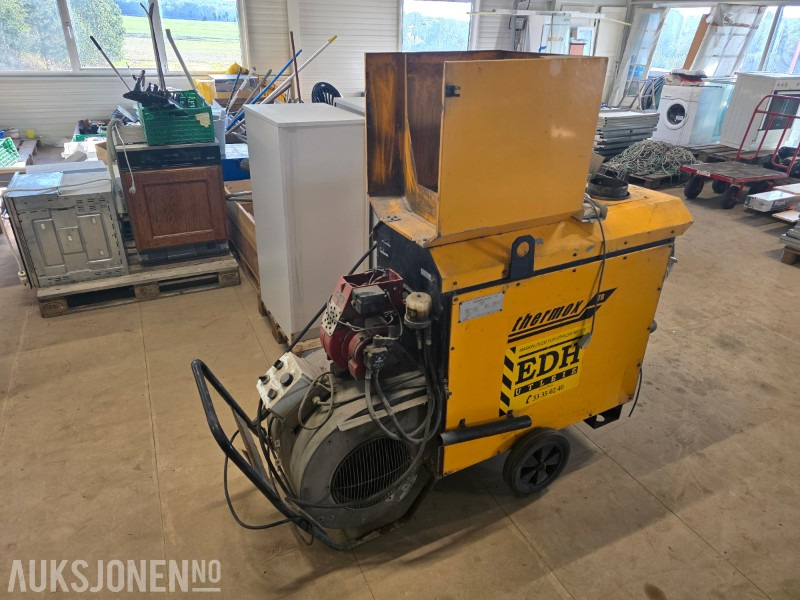 Thermox TB110 90kW Varmluftsaggregat + Weelu T-100 deleaggregat - Строительное оборудование: фото 3 Thermox TB110 90kW Varmluftsaggregat + Weelu T-100 deleaggregat - Строительное оборудование: фото 3