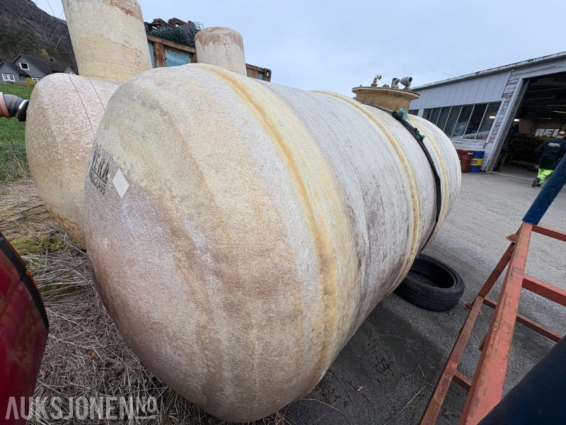 Vera Fiberglass Oljetank – 4000 liter - Строительное оборудование: фото 5 Vera Fiberglass Oljetank – 4000 liter - Строительное оборудование: фото 5
