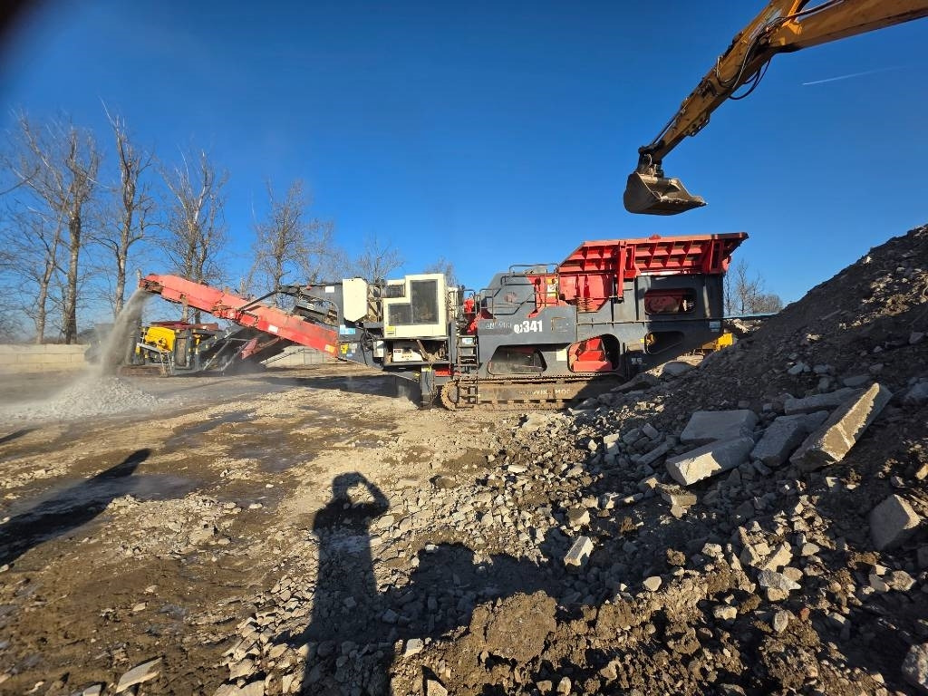 Sandvik QJ 341 - Мобильная дробилка: фото 3 Sandvik QJ 341 - Мобильная дробилка: фото 3