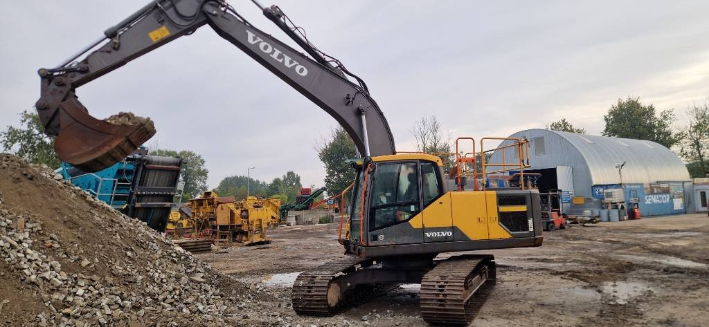 Volvo EC 220EL  - Гусеничный экскаватор: фото 1 Volvo EC 220EL  - Гусеничный экскаватор: фото 1