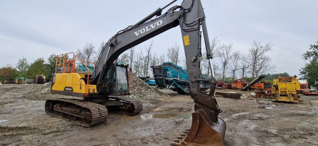 Гусеничный экскаватор Volvo EC 220EL: фото 28 Гусеничный экскаватор Volvo EC 220EL: фото 28