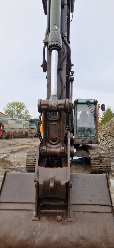 Гусеничный экскаватор Volvo EC 220EL: фото 24 Гусеничный экскаватор Volvo EC 220EL: фото 24