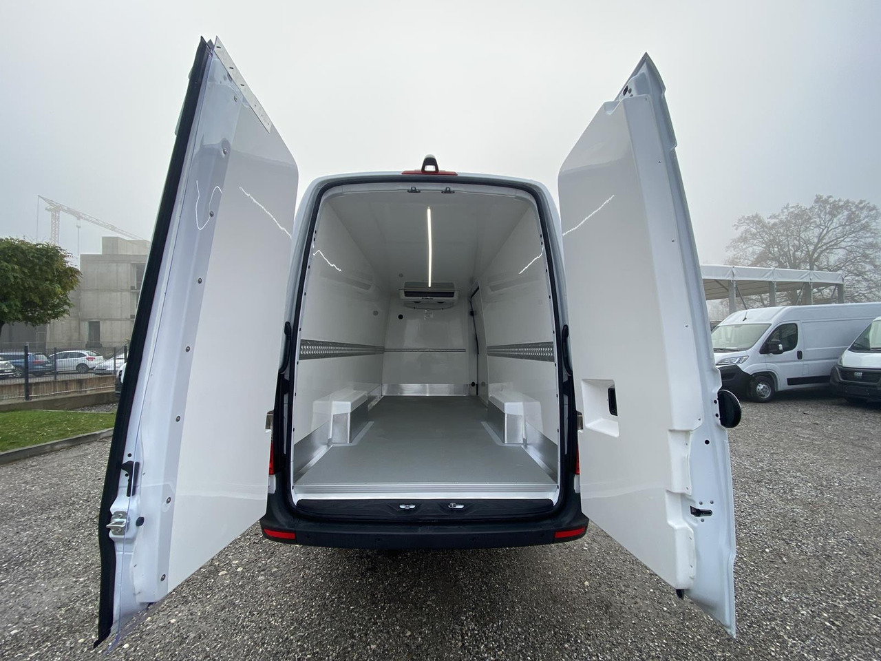 MERCEDES-BENZ SPRINTER 317 CDI L4H3 170PS AUTOMATIK FRISCHDIENST + KONVEKTA FK 3022 12-220V в лизинг MERCEDES-BENZ SPRINTER 317 CDI L4H3 170PS AUTOMATIK FRISCHDIENST + KONVEKTA FK 3022 12-220V: фото 26