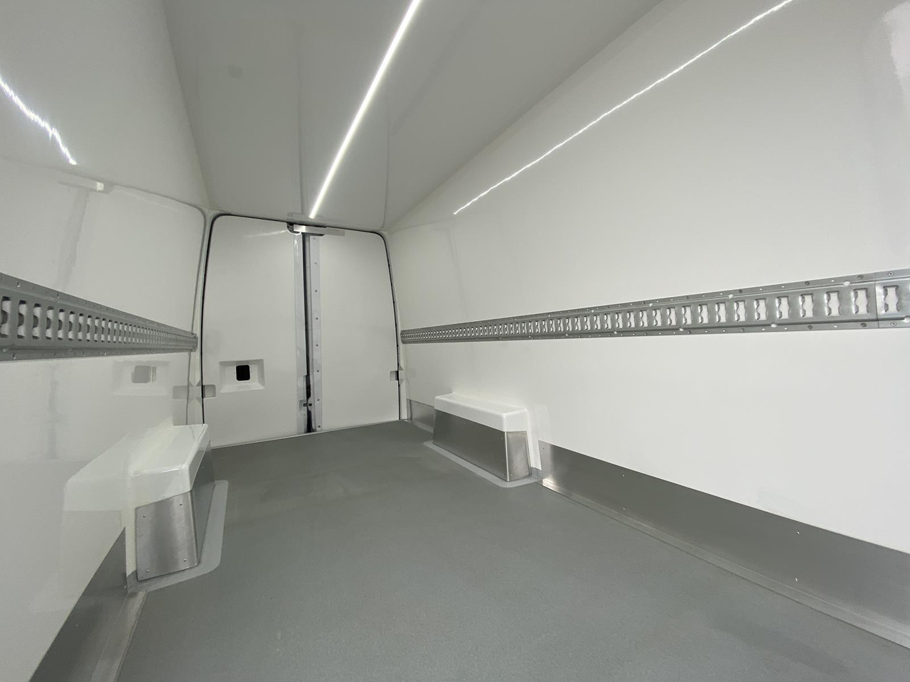 MERCEDES-BENZ SPRINTER 317 CDI L4H3 170PS AUTOMATIK FRISCHDIENST + KONVEKTA FK 3022 12-220V в лизинг MERCEDES-BENZ SPRINTER 317 CDI L4H3 170PS AUTOMATIK FRISCHDIENST + KONVEKTA FK 3022 12-220V: фото 15