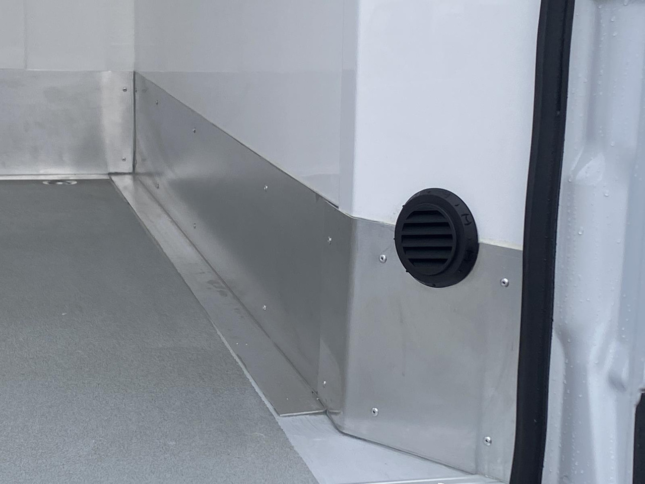 MERCEDES-BENZ SPRINTER 317 CDI L4H3 170PS AUTOMATIK FRISCHDIENST + KONVEKTA FK 3022 12-220V в лизинг MERCEDES-BENZ SPRINTER 317 CDI L4H3 170PS AUTOMATIK FRISCHDIENST + KONVEKTA FK 3022 12-220V: фото 22