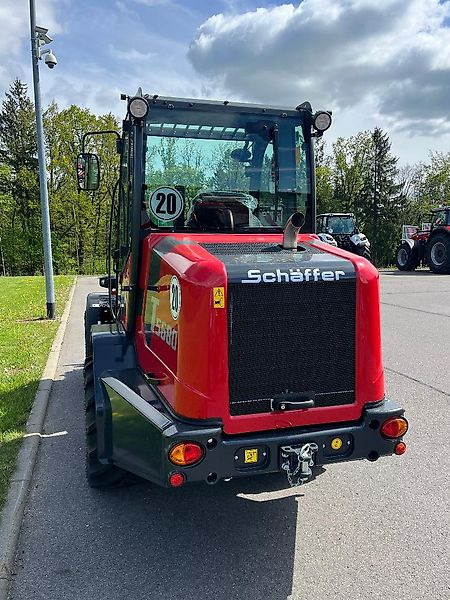 Schäffer 5680 T-3 - Телескопический фронтальный погрузчик: фото 3 Schäffer 5680 T-3 - Телескопический фронтальный погрузчик: фото 3