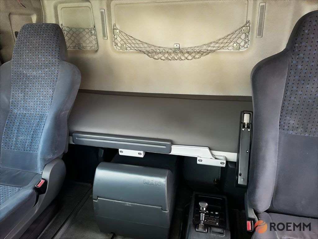 Тягач MAN TGA 18.400 BLS * TOP Zustand * MAN TGA 18.400 BLS * TOP Zustand *: фото 17 Тягач MAN TGA 18.400 BLS * TOP Zustand * MAN TGA 18.400 BLS * TOP Zustand *: фото 17