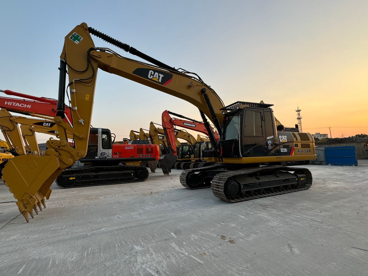 Caterpillar 325D CAT 325D2 329D 330D 330D2 25 Ton Used Excavator for Sale - Гусеничный экскаватор: фото 3 Caterpillar 325D CAT 325D2 329D 330D 330D2 25 Ton Used Excavator for Sale - Гусеничный экскаватор: фото 3