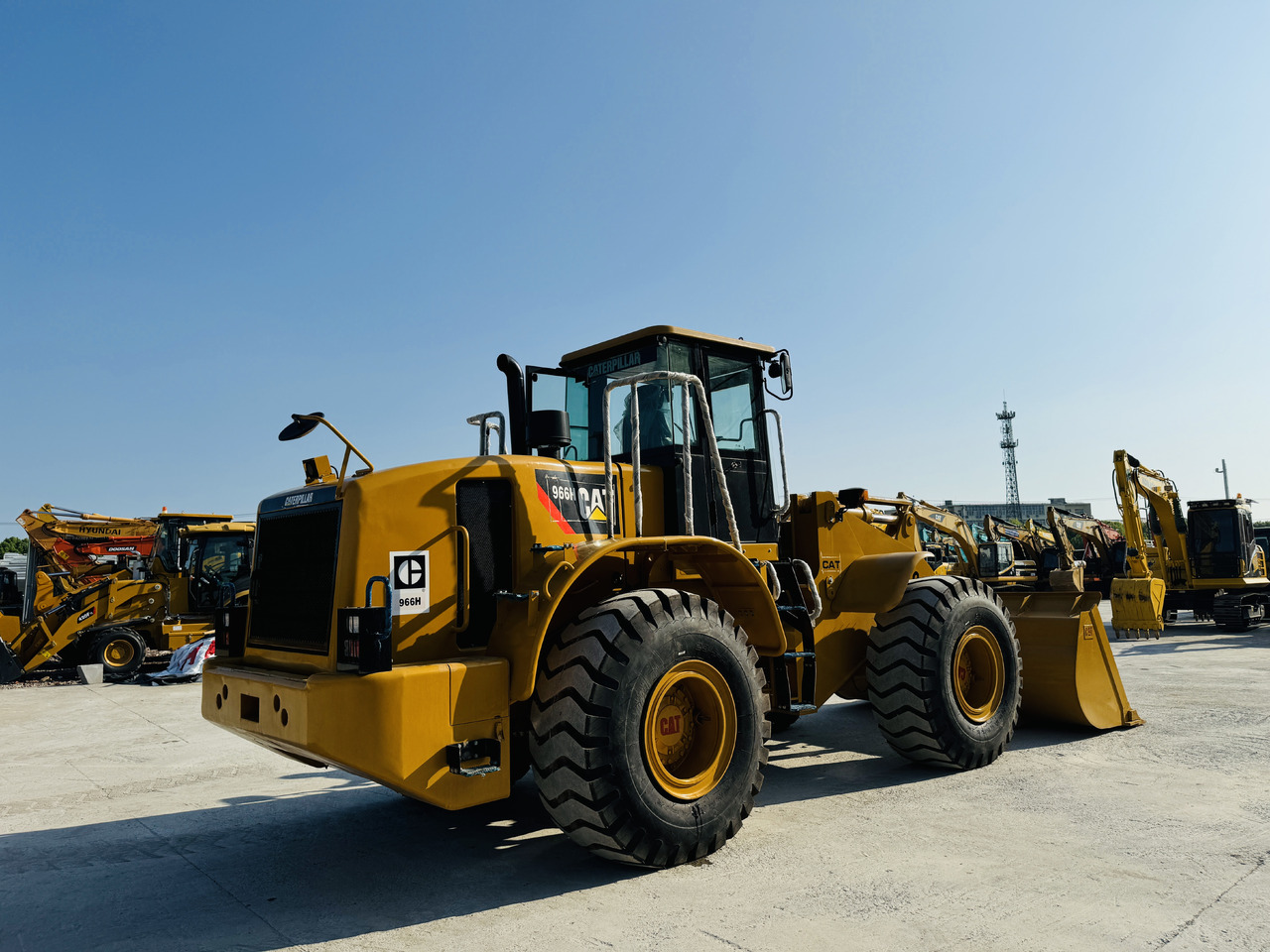 Caterpillar CAT 966 966H 966F 966G 6 Ton Used Wheel Loader and Similar Front Loaders Are Ready to Work - Колёсный погрузчик: фото 1 Caterpillar CAT 966 966H 966F 966G 6 Ton Used Wheel Loader and Similar Front Loaders Are Ready to Work - Колёсный погрузчик: фото 1
