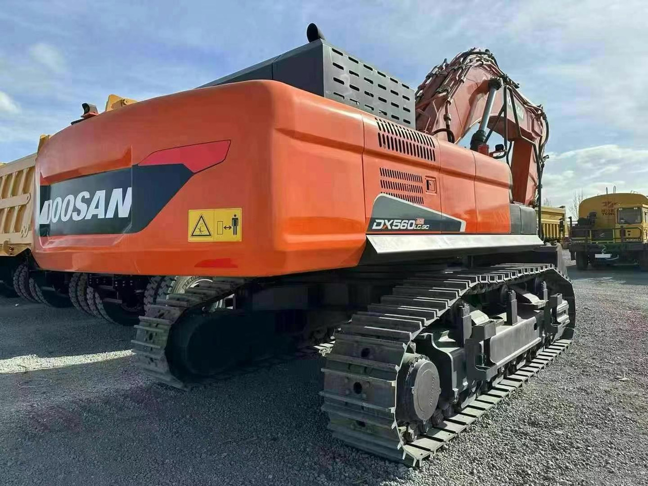 Doosan Used Excavator 225 DX225 DX300 DH150 DX300 DX420 DX520 for Sale в лизинг Doosan Used Excavator 225 DX225 DX300 DH150 DX300 DX420 DX520 for Sale: фото 11