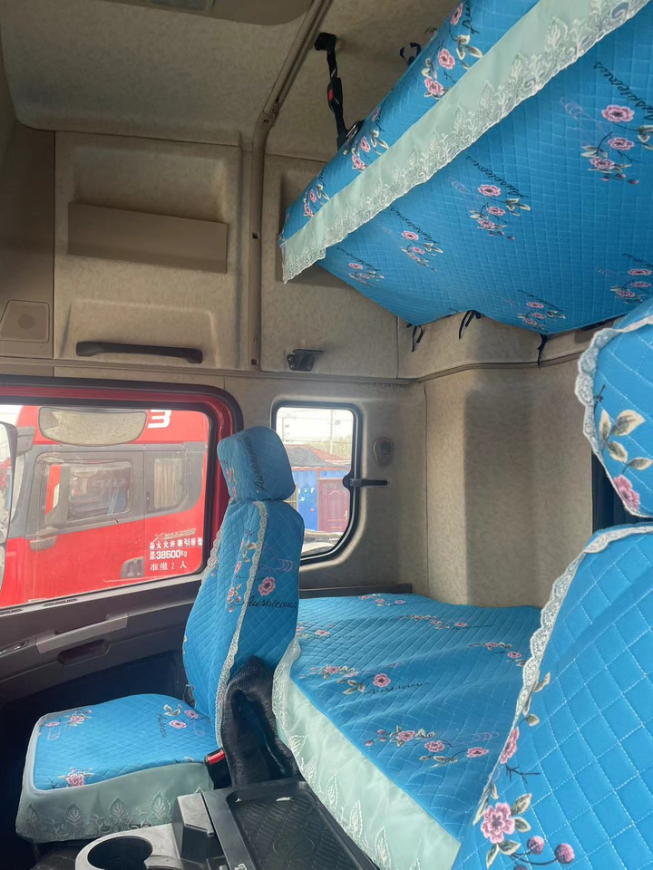 Shacman Right Hand X3000 X5000 (6*4) Semi Truck head Truck Head Tipper Head в лизинг Shacman Right Hand X3000 X5000 (6*4) Semi Truck head Truck Head Tipper Head: фото 7