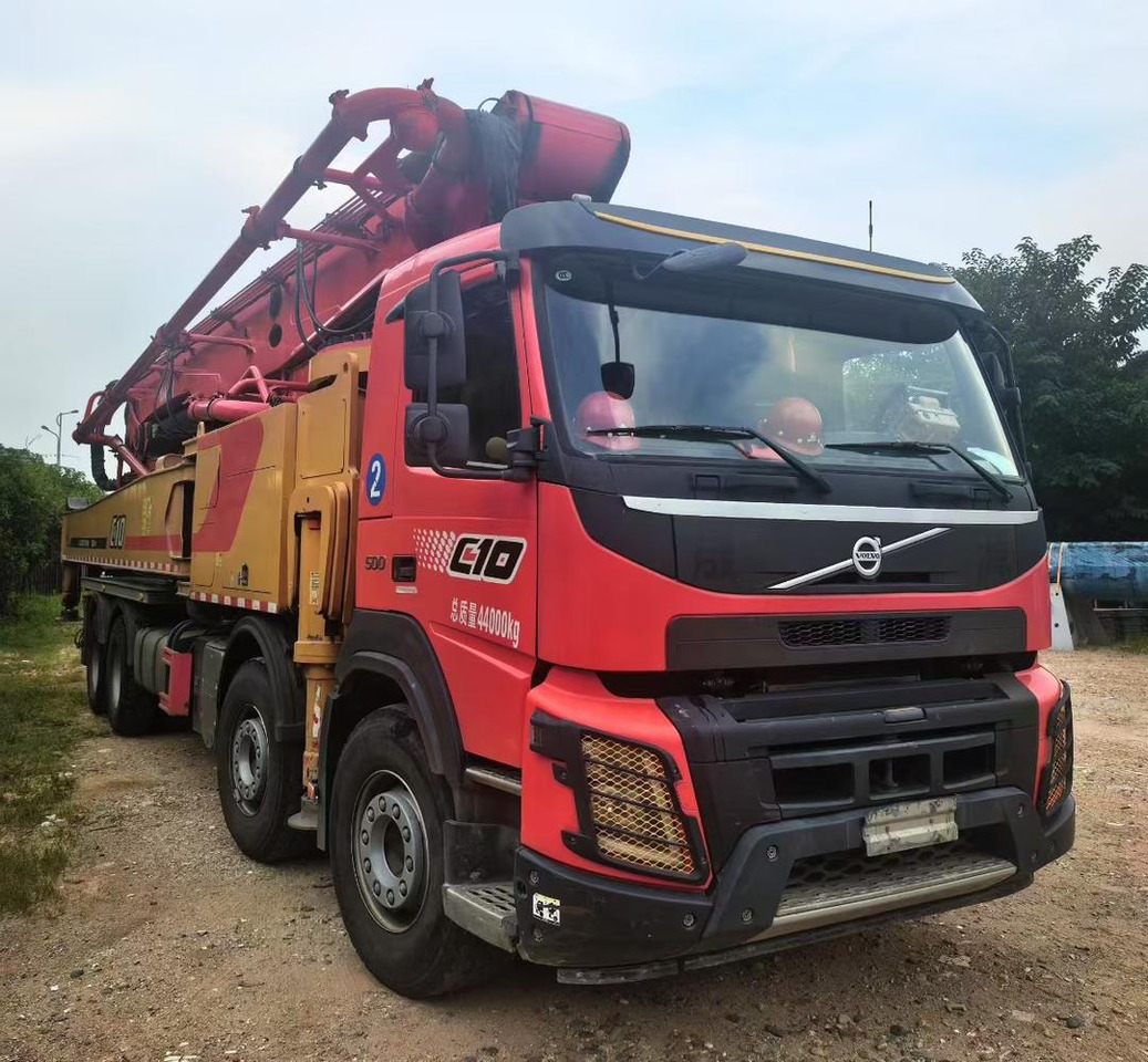 VOLVO 62 Meters Original Concrete Pump Truck Construction Machinery Cement Pumping Equipment Mounted Concrete Pump Truck for Sale - Автобетононасос: фото 3 VOLVO 62 Meters Original Concrete Pump Truck Construction Machinery Cement Pumping Equipment Mounted Concrete Pump Truck for Sale - Автобетононасос: фото 3