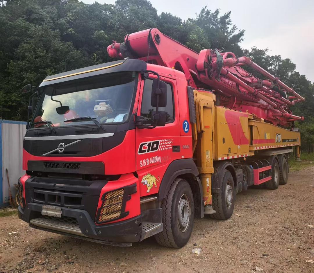 VOLVO 62 Meters Original Concrete Pump Truck Construction Machinery Cement Pumping Equipment Mounted Concrete Pump Truck for Sale - Автобетононасос: фото 2 VOLVO 62 Meters Original Concrete Pump Truck Construction Machinery Cement Pumping Equipment Mounted Concrete Pump Truck for Sale - Автобетононасос: фото 2