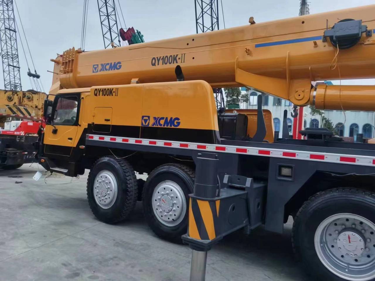 Мобильный кран XCMG Truck Crane XCMG QY100K QY100K-II Telescopic Boom 100 Ton in Hight Quality for Sale: фото 11