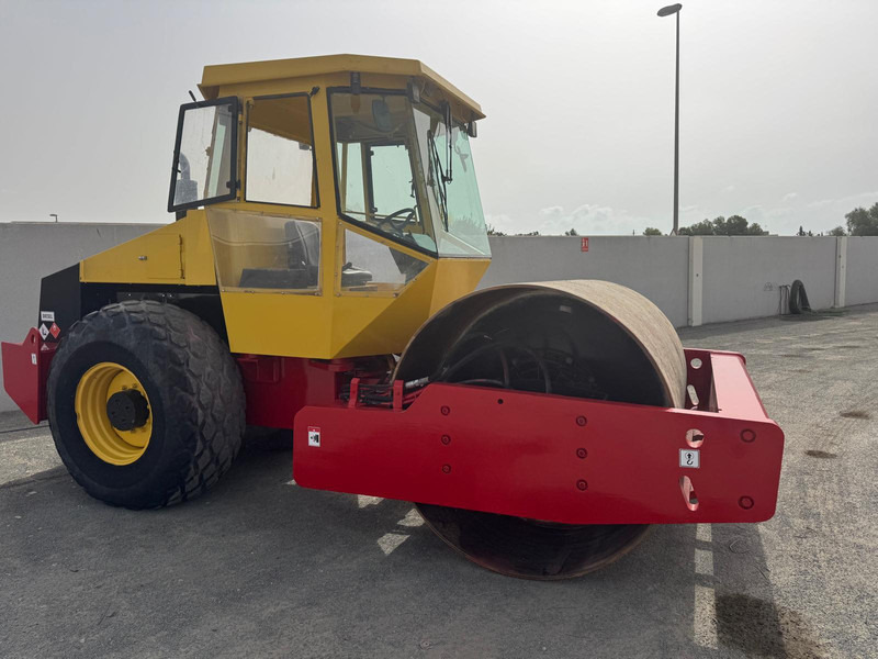 Dynapac CA250D - Каток: фото 1 Dynapac CA250D - Каток: фото 1