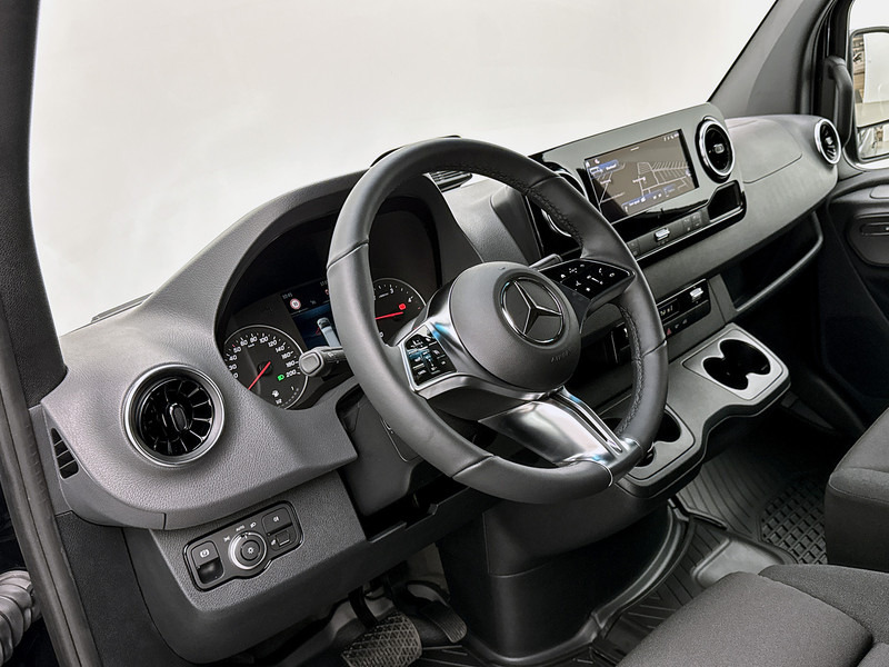 Mercedes-Benz Sprinter 317 1.9 CDI L4H2 Pro 3.5t trekhaak Navigatie Betimmering Parkeerpakket Stoelverwarming - Цельнометаллический фургон: фото 4 Mercedes-Benz Sprinter 317 1.9 CDI L4H2 Pro 3.5t trekhaak Navigatie Betimmering Parkeerpakket Stoelverwarming - Цельнометаллический фургон: фото 4