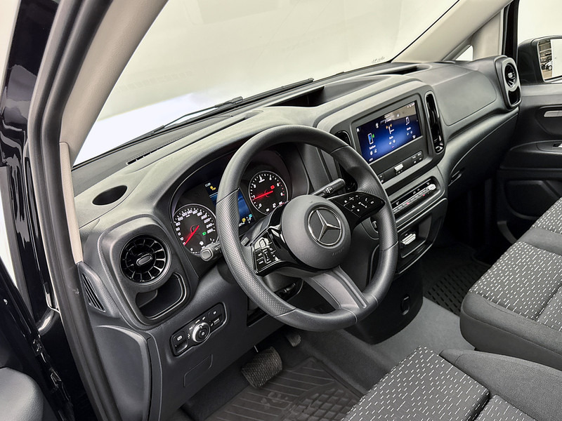 Mercedes-Benz Vito 116 CDI L2 Pro Trekhaak 2.5t Achteruitrijcamera Betimmering Cruise Control - Цельнометаллический фургон: фото 4 Mercedes-Benz Vito 116 CDI L2 Pro Trekhaak 2.5t Achteruitrijcamera Betimmering Cruise Control - Цельнометаллический фургон: фото 4