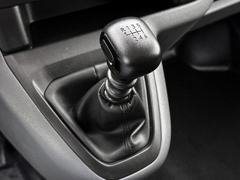 Легковой фургон Opel Vivaro 2.0 CDTI L2H1 150pk Edition Imperiaal Cruise Control Betimmering: фото 9 Легковой фургон Opel Vivaro 2.0 CDTI L2H1 150pk Edition Imperiaal Cruise Control Betimmering: фото 9