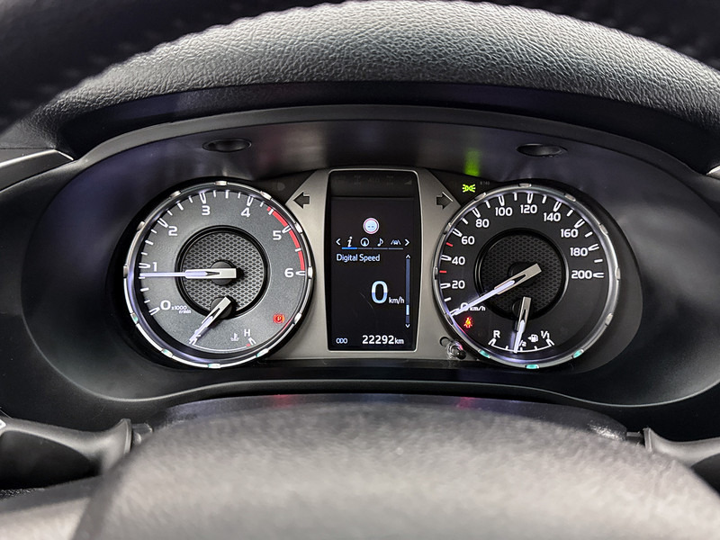 Toyota Hilux 2.4 D-4D Xtra Cab Professional Toneau cover 4x4 3.5t trekhaak Navigatie Stoelverwarming - Пикап: фото 5 Toyota Hilux 2.4 D-4D Xtra Cab Professional Toneau cover 4x4 3.5t trekhaak Navigatie Stoelverwarming - Пикап: фото 5