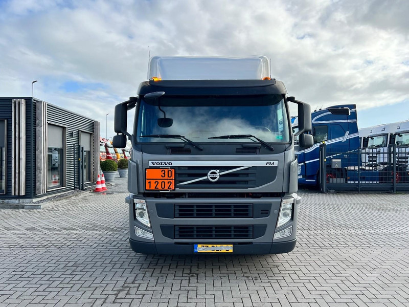 Volvo FM 410 6x2 Trekker ADR / Only 672.000km / Full Air / Euro 5 - Тягач: фото 2 Volvo FM 410 6x2 Trekker ADR / Only 672.000km / Full Air / Euro 5 - Тягач: фото 2
