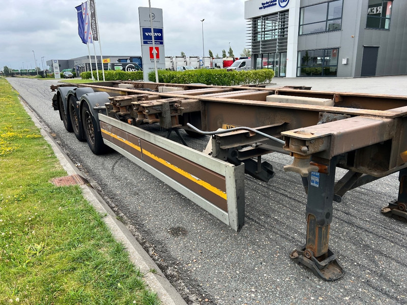 Vogelzang Container chassis 3 Axle VO-15-27-TWL / LZV - Полуприцеп-контейнеровоз/ Сменный кузов: фото 4 Vogelzang Container chassis 3 Axle VO-15-27-TWL / LZV - Полуприцеп-контейнеровоз/ Сменный кузов: фото 4