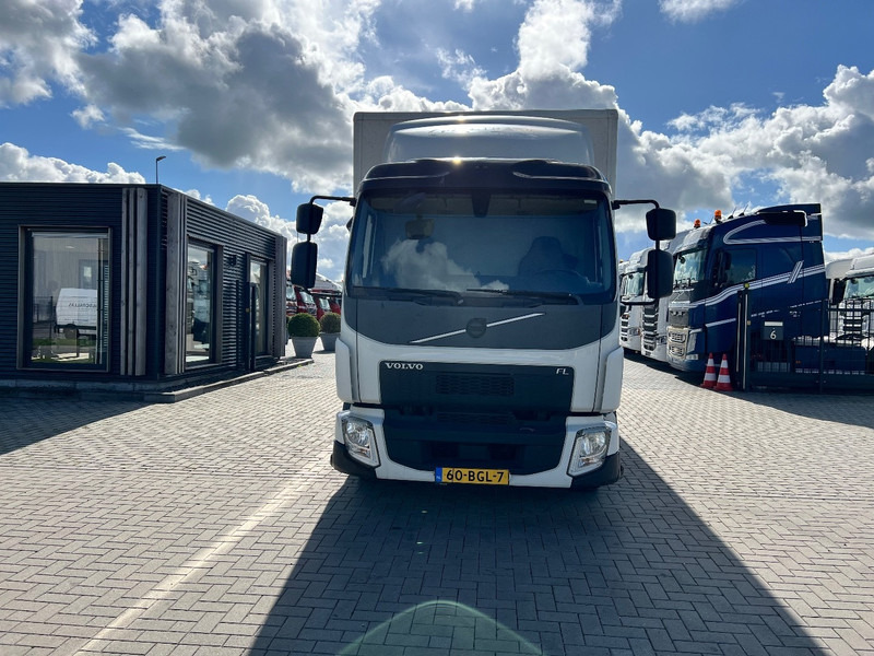 Volvo FL 210 4x2 bakwagen Dhollandia 1500kg / - Грузовик с закрытым кузовом: фото 2 Volvo FL 210 4x2 bakwagen Dhollandia 1500kg / - Грузовик с закрытым кузовом: фото 2