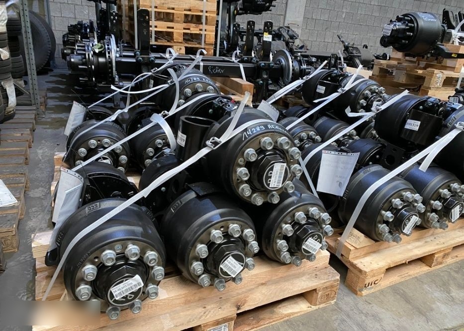 SAF SMB, BPW, ROR Schmitz Cargobull Schwarzmüller - Ось и запчасти для Прицепов: фото 1 SAF SMB, BPW, ROR Schmitz Cargobull Schwarzmüller - Ось и запчасти для Прицепов: фото 1