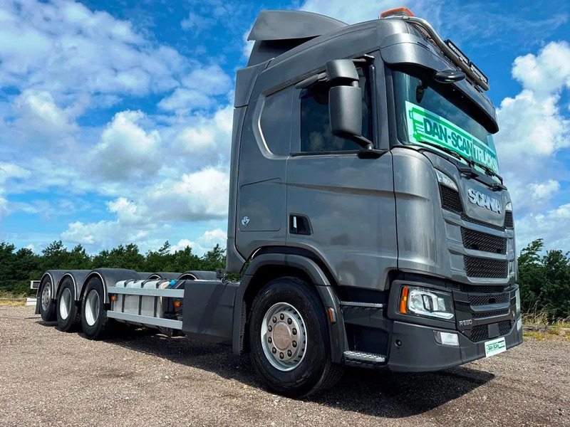 Scania R650 V8 NGS Steel / Air suspension. 4550mm weelbase. - Грузовик-шасси: фото 3 Scania R650 V8 NGS Steel / Air suspension. 4550mm weelbase. - Грузовик-шасси: фото 3