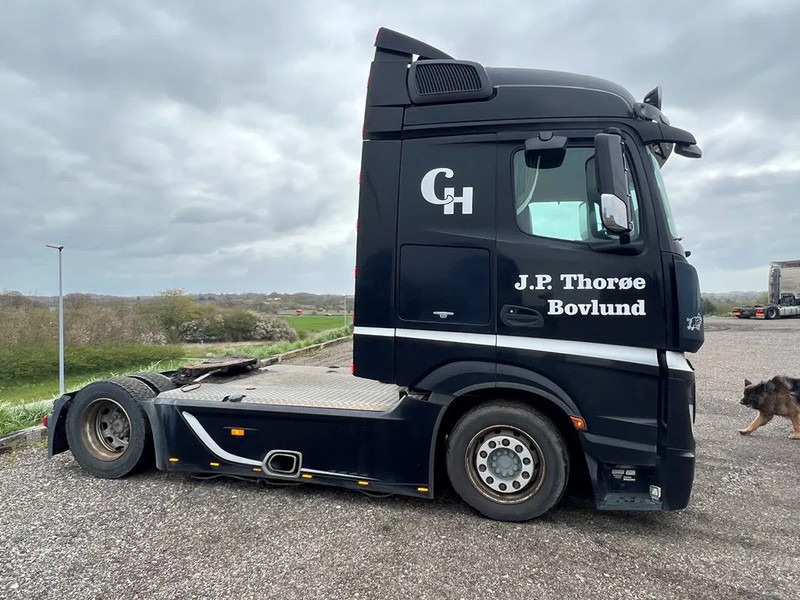 Mercedes-Benz Actros 1843 Special Interior. Air / Air suspension. Euro 6 - Тягач: фото 5 Mercedes-Benz Actros 1843 Special Interior. Air / Air suspension. Euro 6 - Тягач: фото 5