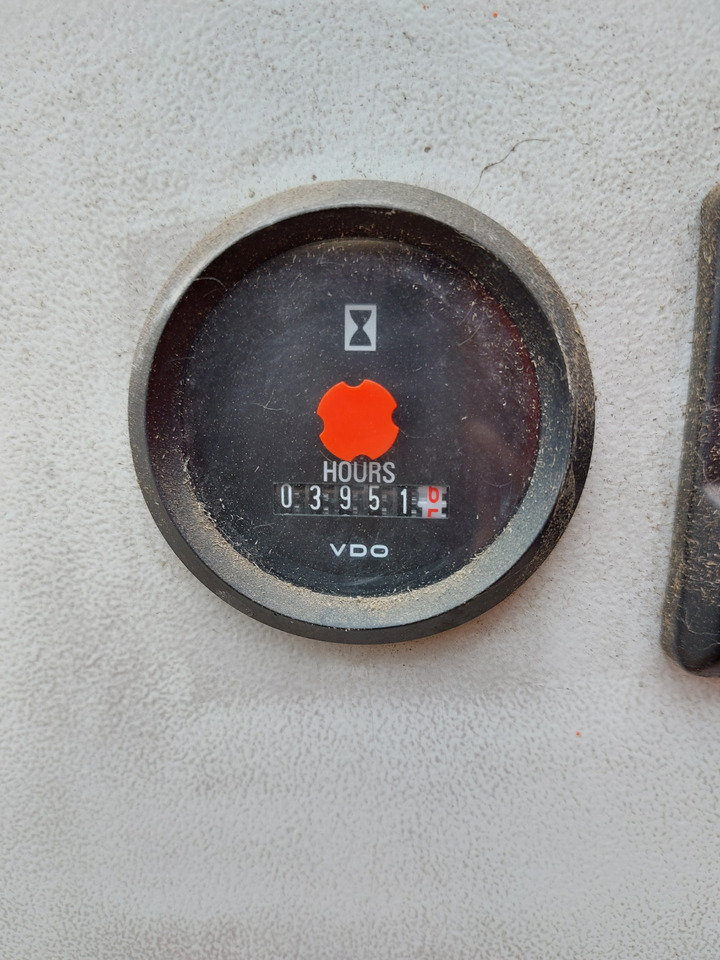 Измельчитель древесины FORUS BZ381: фото 14 Измельчитель древесины FORUS BZ381: фото 14