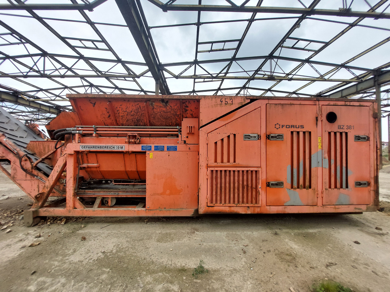 Измельчитель древесины FORUS BZ381: фото 7 Измельчитель древесины FORUS BZ381: фото 7