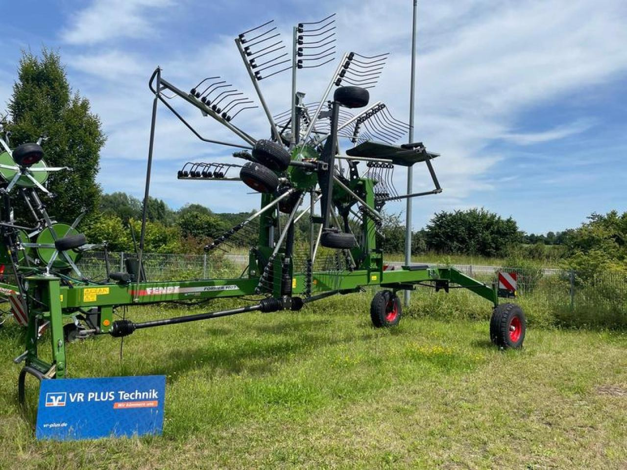 Fendt FORMER 1603 AKTION - Сеноворошилка: фото 1 Fendt FORMER 1603 AKTION - Сеноворошилка: фото 1