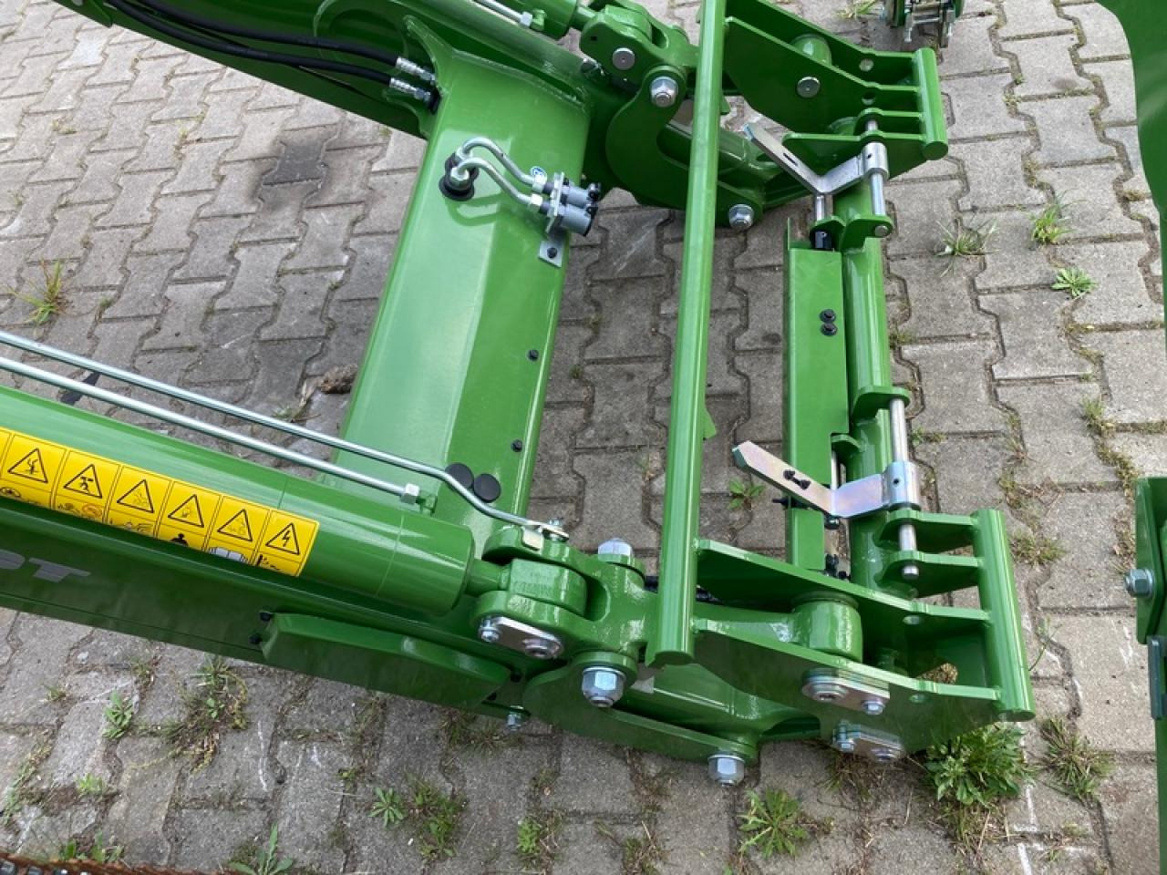 Fendt FRONTLADER CARGO 5X85 - Фронтальный погрузчик для трактора: фото 3 Fendt FRONTLADER CARGO 5X85 - Фронтальный погрузчик для трактора: фото 3