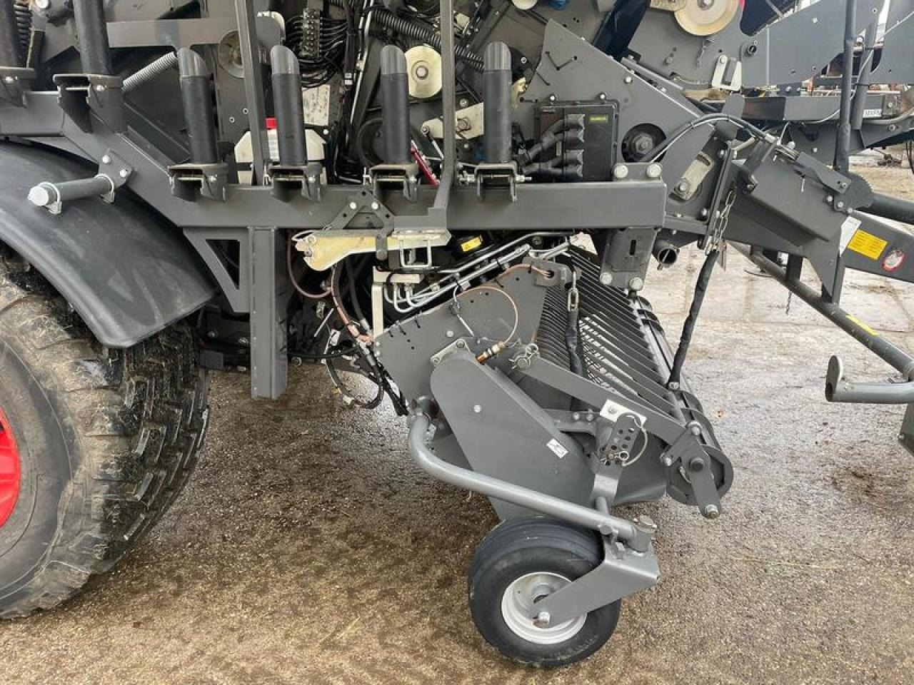 Пресс-подборщик рулонный Fendt ROTANA 160 V COMBI: фото 6