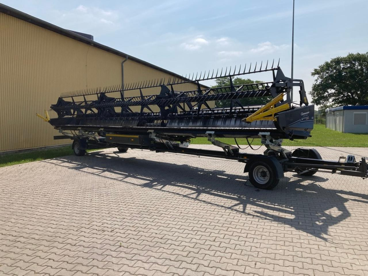 Geringhoff TRUFLEX RAZOR 40FT ZU FENDT IDEAL9 - Жатка зерновая: фото 4 Geringhoff TRUFLEX RAZOR 40FT ZU FENDT IDEAL9 - Жатка зерновая: фото 4