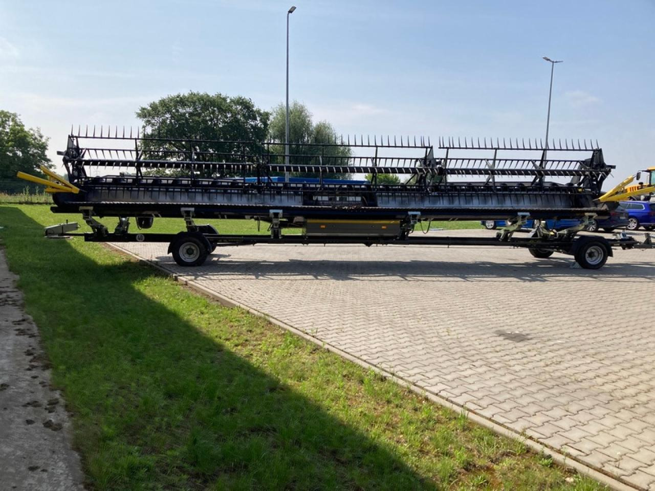 Geringhoff TRUFLEX RAZOR 40FT ZU FENDT IDEAL9 - Жатка зерновая: фото 3 Geringhoff TRUFLEX RAZOR 40FT ZU FENDT IDEAL9 - Жатка зерновая: фото 3