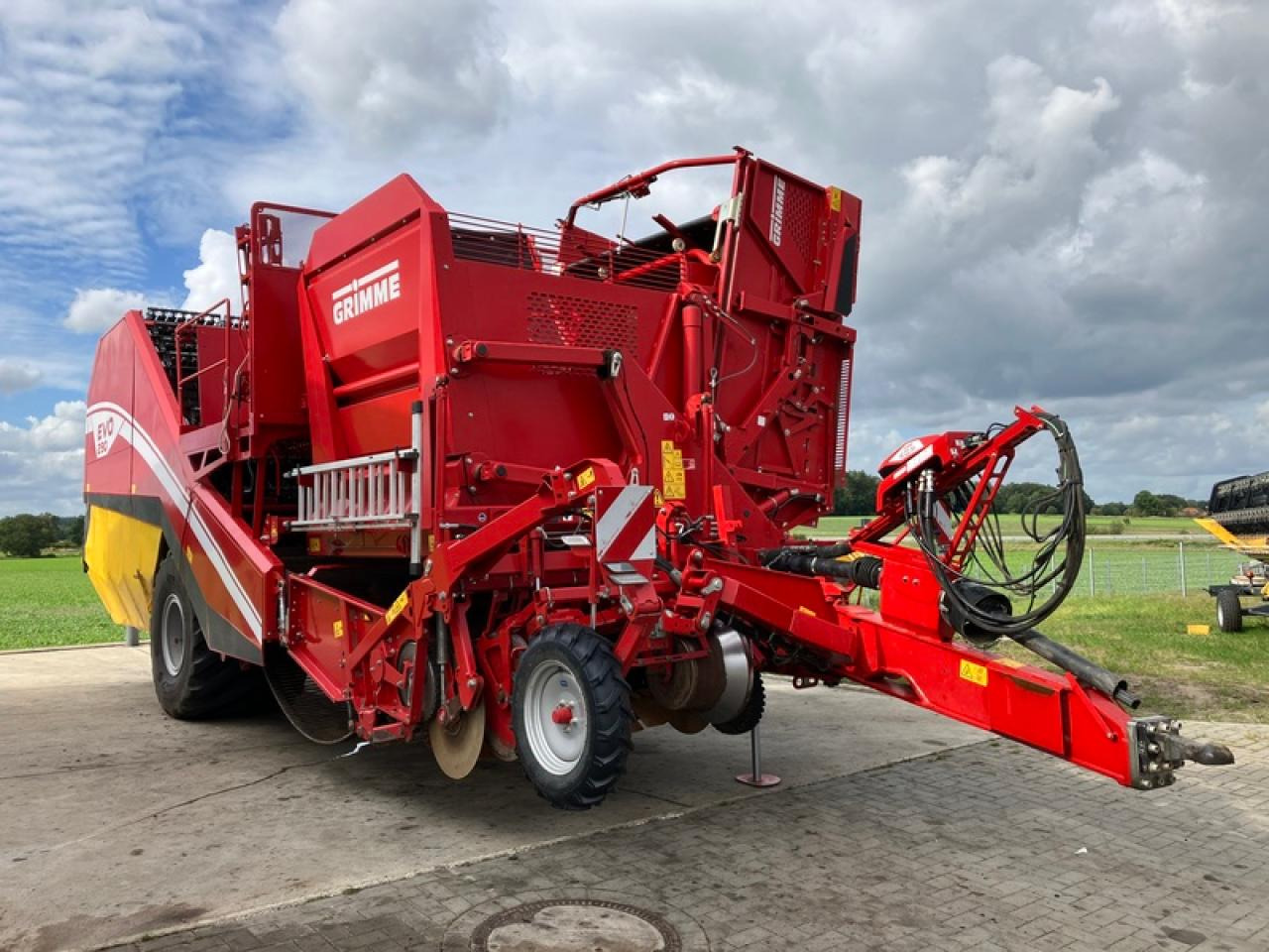 Grimme EVO 290 EASYSEP // 396 HA - Картофелеуборочный комбайн: фото 5 Grimme EVO 290 EASYSEP // 396 HA - Картофелеуборочный комбайн: фото 5