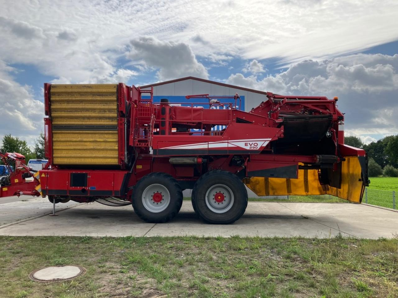 Grimme EVO 290 EASYSEP // 396 HA - Картофелеуборочный комбайн: фото 2 Grimme EVO 290 EASYSEP // 396 HA - Картофелеуборочный комбайн: фото 2