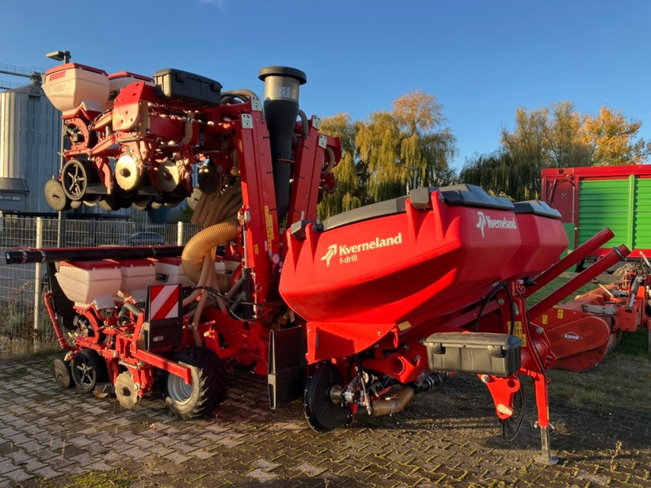 Kverneland OPTIMA 12 SX + FRONTTANK//GEOSEED - Сеялка точного высева: фото 2 Kverneland OPTIMA 12 SX + FRONTTANK//GEOSEED - Сеялка точного высева: фото 2