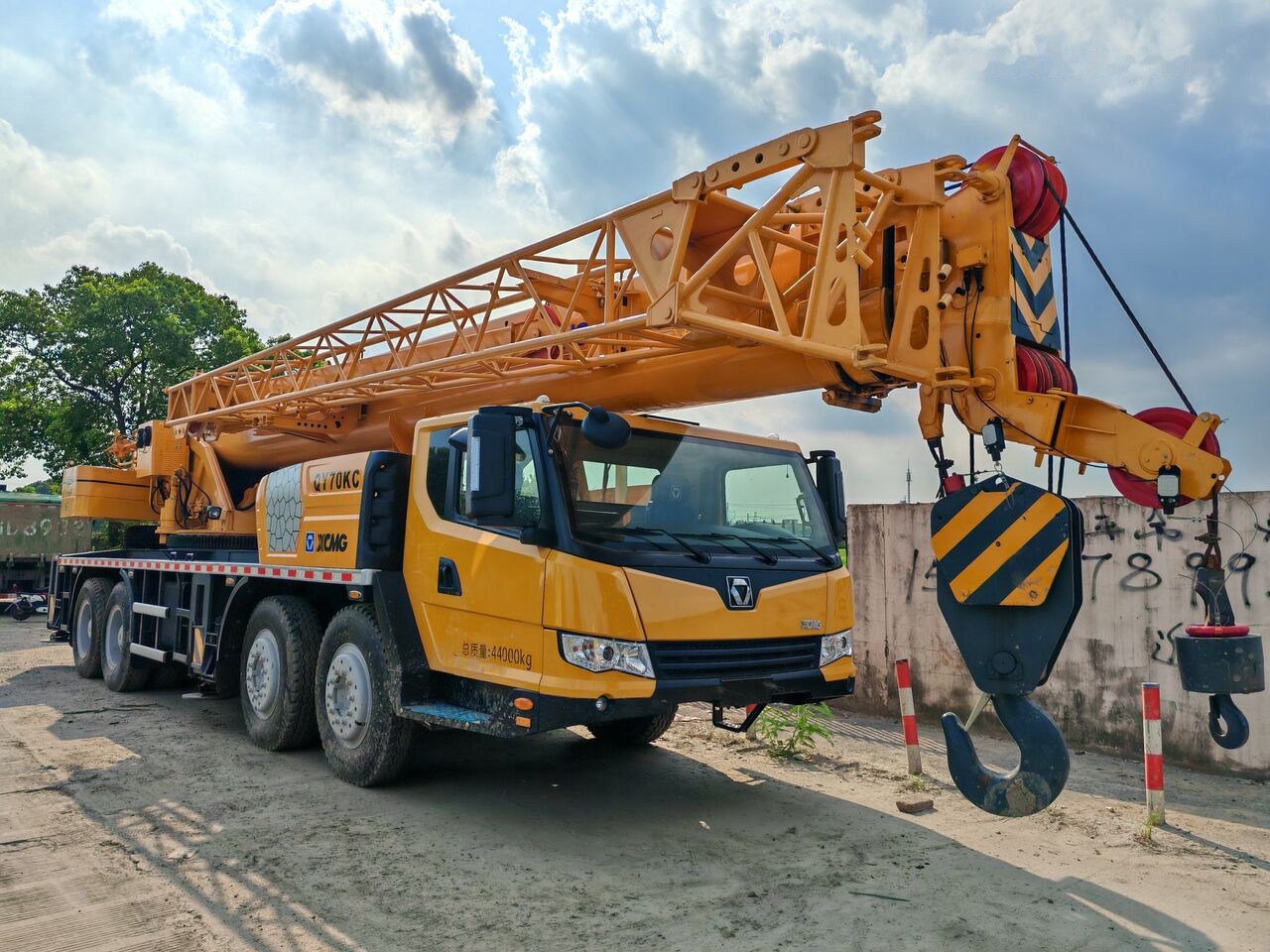 XCMG QY70KC - Мобильный кран: фото 2 XCMG QY70KC - Мобильный кран: фото 2