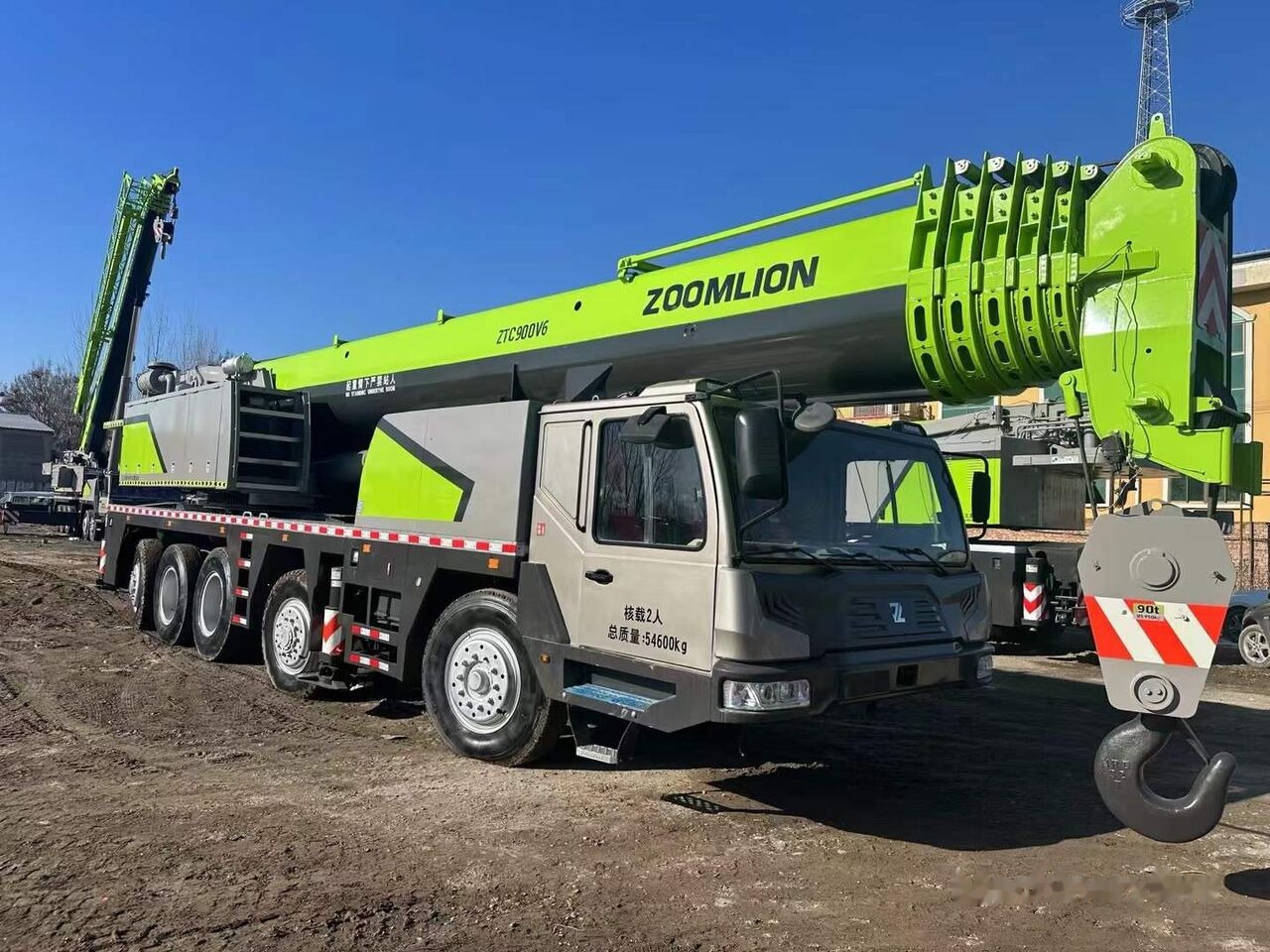 Zoomlion ZTC900V 90T 90ton 80ton 100ton - Мобильный кран: фото 1 Zoomlion ZTC900V 90T 90ton 80ton 100ton - Мобильный кран: фото 1