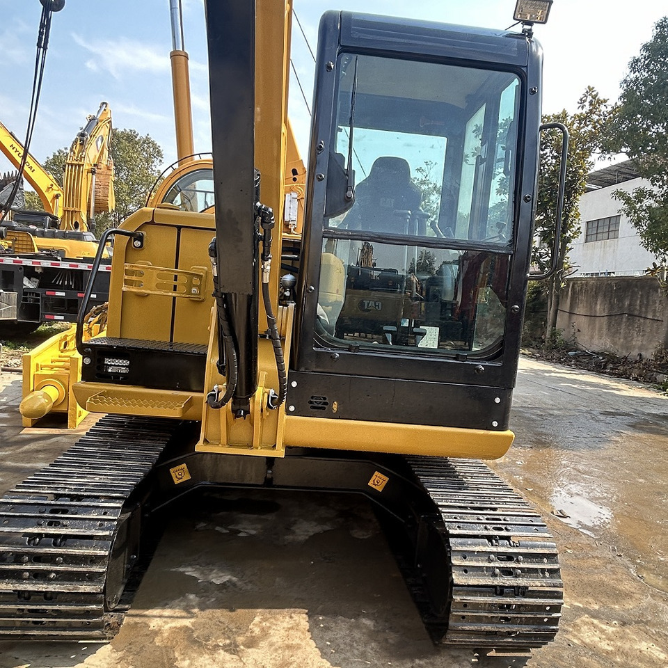 CAT 305.5E2 Excavator - Гусеничный экскаватор: фото 5 CAT 305.5E2 Excavator - Гусеничный экскаватор: фото 5