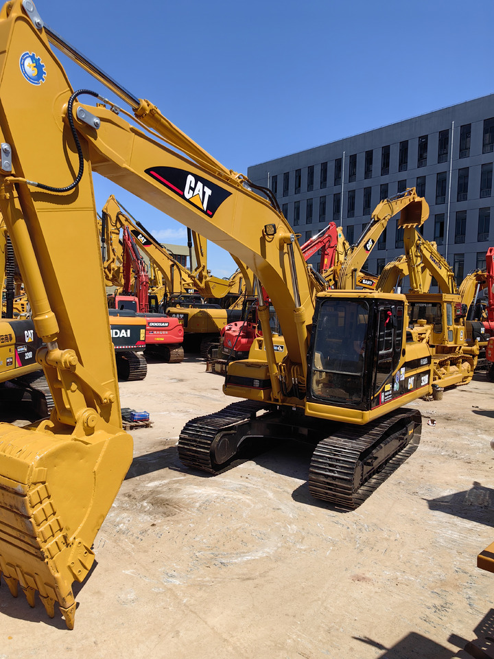 CAT 320B Excavator - Гусеничный экскаватор: фото 4 CAT 320B Excavator - Гусеничный экскаватор: фото 4