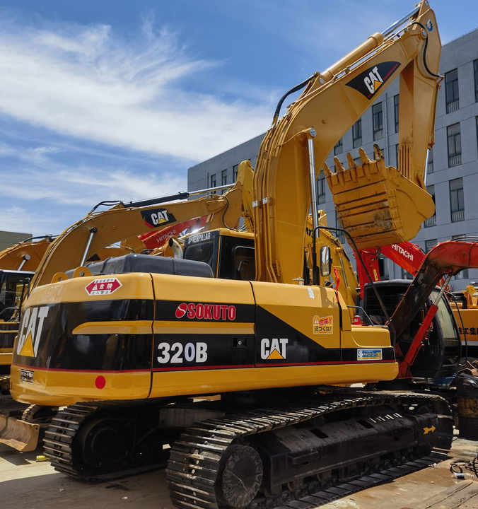 CAT 320B Excavator - Гусеничный экскаватор: фото 2 CAT 320B Excavator - Гусеничный экскаватор: фото 2
