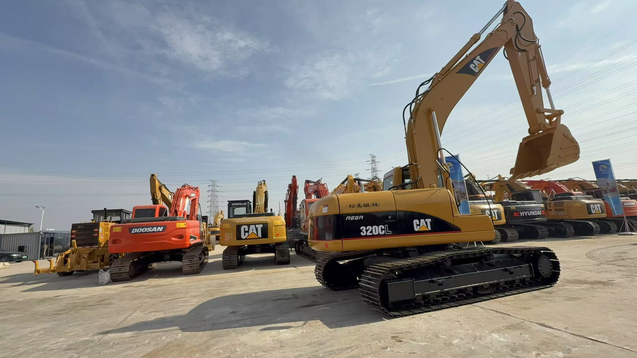 Cat 320cl excavator - Гусеничный экскаватор: фото 3 Cat 320cl excavator - Гусеничный экскаватор: фото 3