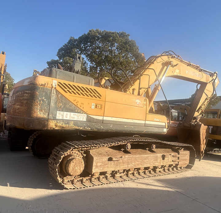 Cheap Price used 30 ton Hyundai excavator hyundai 305lc-9T 305-7 305LC Hyundai 305 second-hand excavator for sale - Гусеничный экскаватор: фото 3 Cheap Price used 30 ton Hyundai excavator hyundai 305lc-9T 305-7 305LC Hyundai 305 second-hand excavator for sale - Гусеничный экскаватор: фото 3