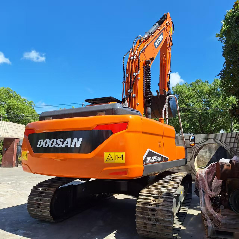 Doosan Dx225LCA Crawler Excavator - Гусеничный экскаватор: фото 1 Doosan Dx225LCA Crawler Excavator - Гусеничный экскаватор: фото 1